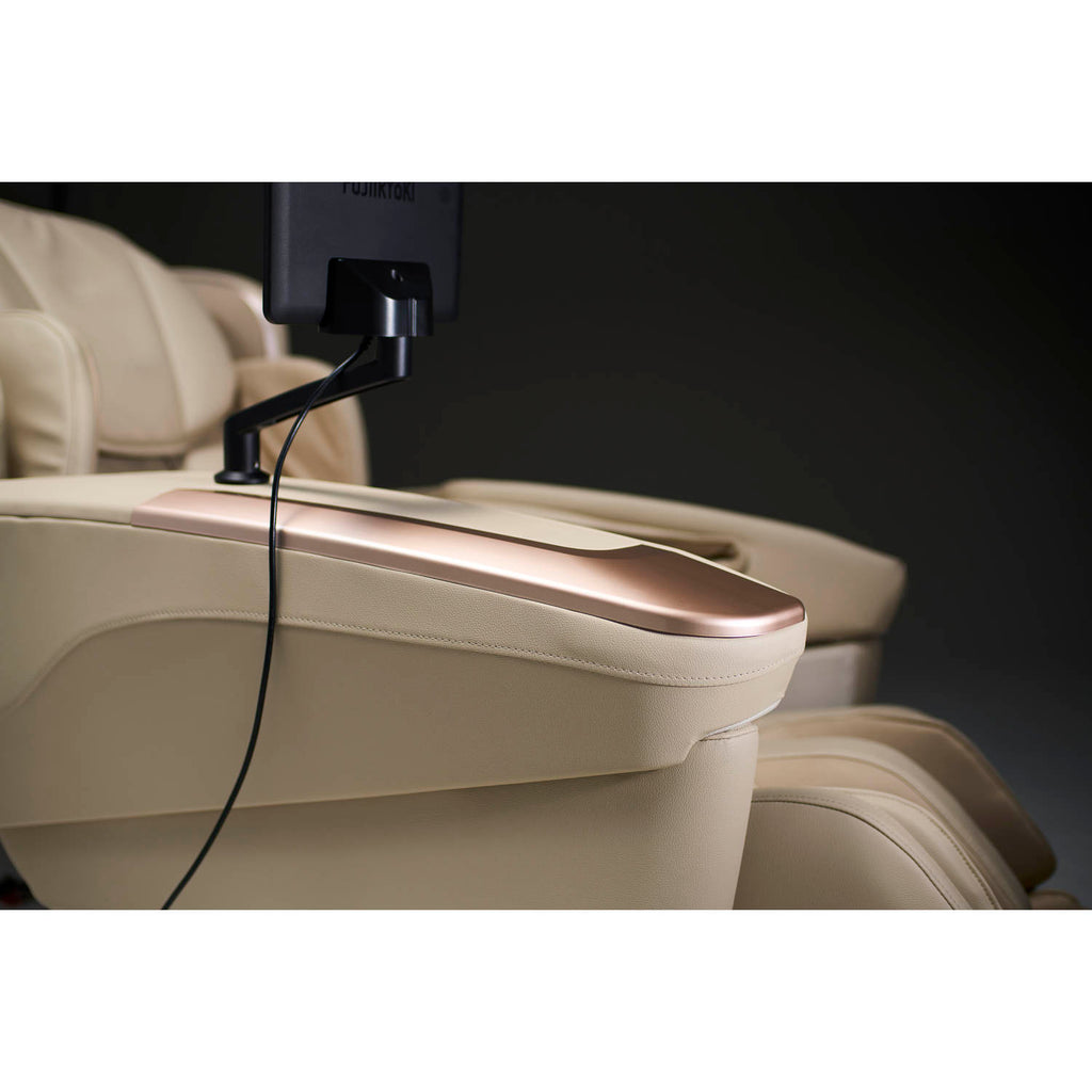 후지이료키 JP4000